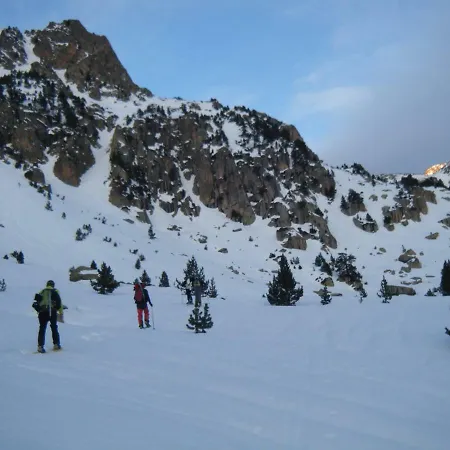 Amaroq Explorers Basecamp