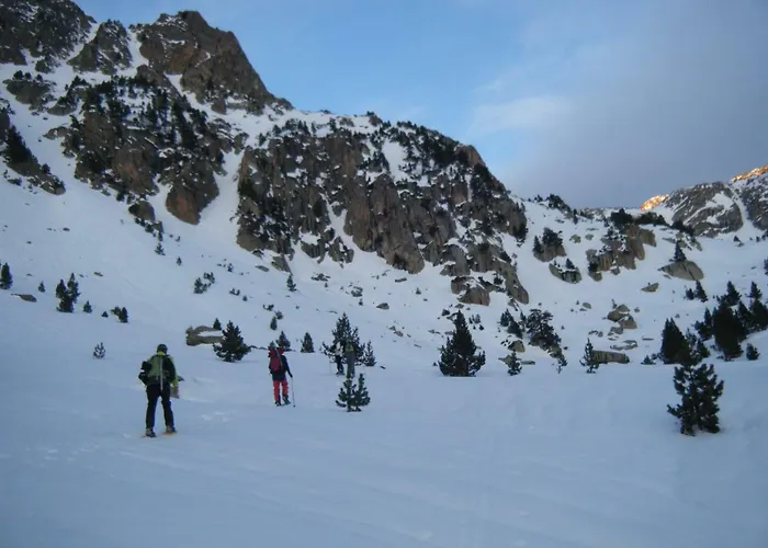 Amaroq Explorers Basecamp